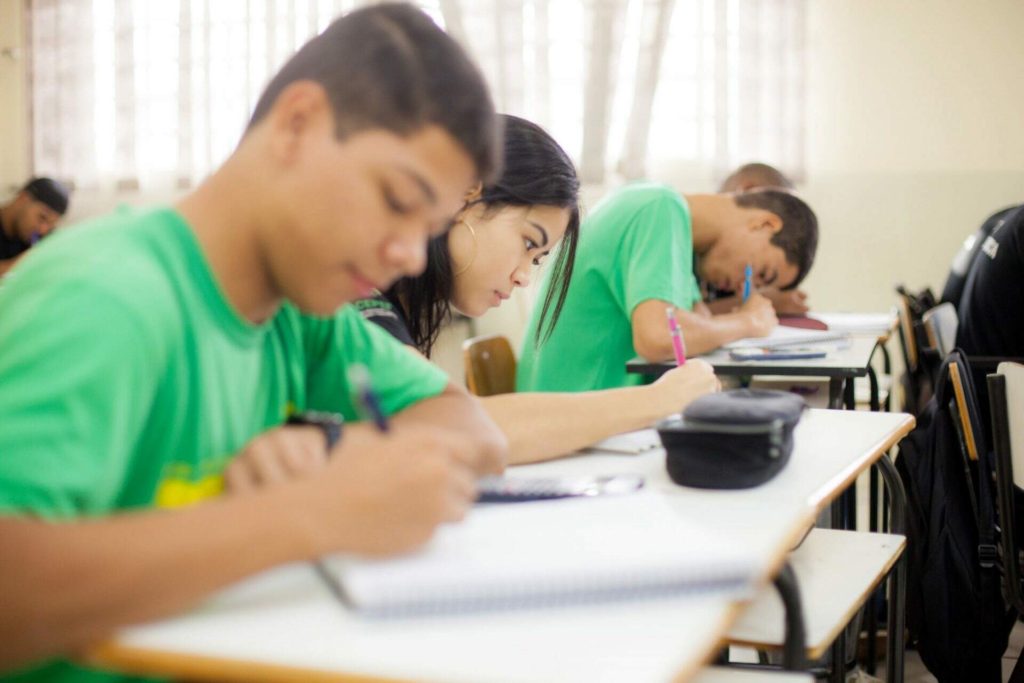 O sistema presencial pode ser retomado, mas haverá mudanças, como distanciamento entre alunos (Foto/Divulgação)