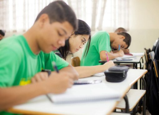 O sistema presencial pode ser retomado, mas haverá mudanças, como distanciamento entre alunos (Foto/Divulgação)